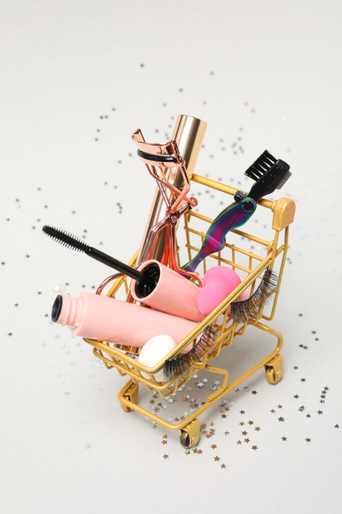 La célèbre enseigne de cosmétique a intégré un assistant virtuel pour accompagner ses clients dans leurs choix de produits en ligne. 